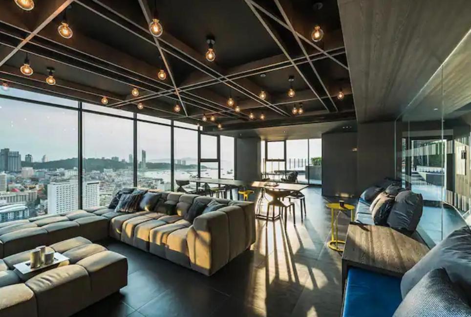 Base Central Pattaya Long Balcony King-Bed With Infinity Pool & Free Netflix! מראה חיצוני תמונה
