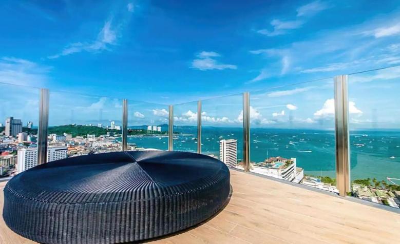 Base Central Pattaya Long Balcony King-Bed With Infinity Pool & Free Netflix! מראה חיצוני תמונה